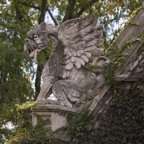 gargoyle statue on UChicago campus